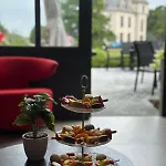 Domaine De Brandois 2* Les Achards (Vendee)