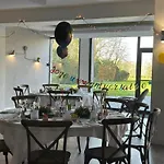 Hotel Domaine De Brandois Les Achards (Vendee)