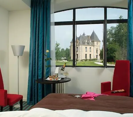Otel Domaine De Brandois 2*