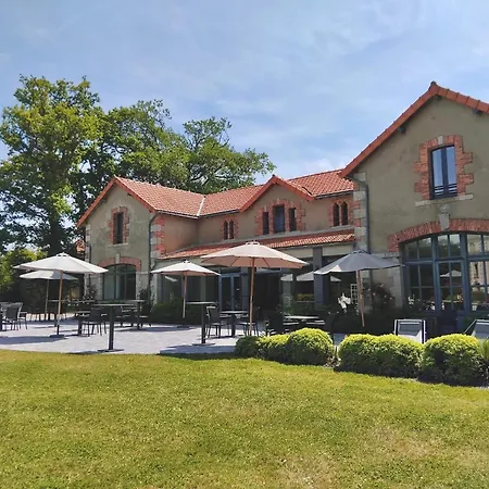 Domaine De Brandois Les Achards (Vendee)